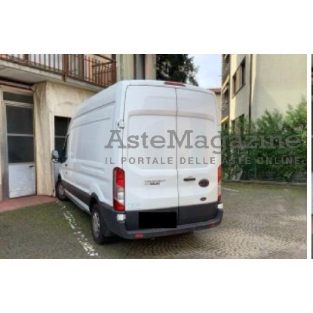 LOTTO ACC. 5: FURGONE ISOTERMICO FORD TRANSIT CON CELLA FRIGO