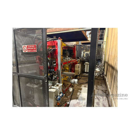 Lotto unico: AZIENDA di orditura, tessitura, finissaggio e specola