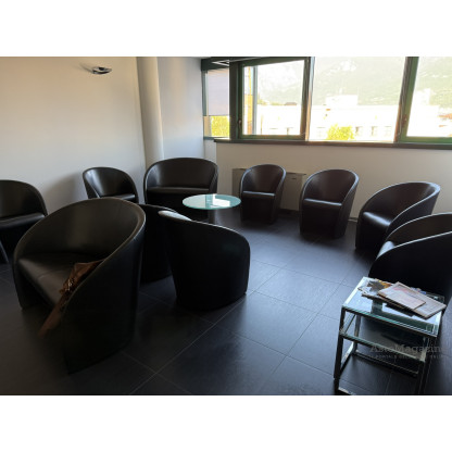 LOTTO UNICO: ARREDAMENTO PER AMBULATORIO MEDICO E UFFICI