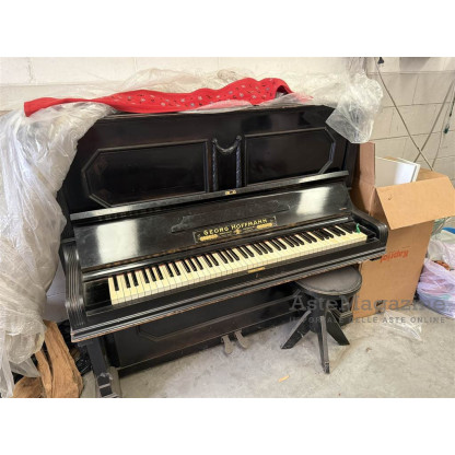LOTTO 6: PIANOFORTE VERTICALE MARCA GEORG HOFFMANN